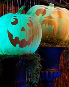 glowing-pumpkins.jpg