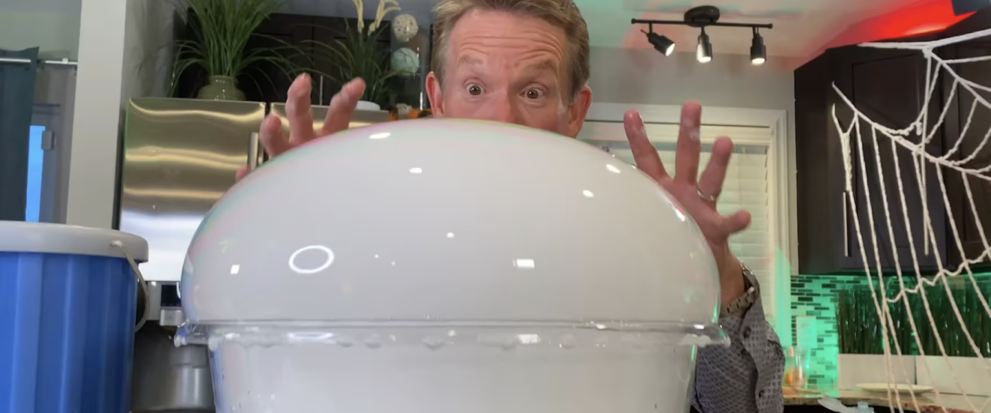 How to Make a Giant Bubble Using Dry Ice